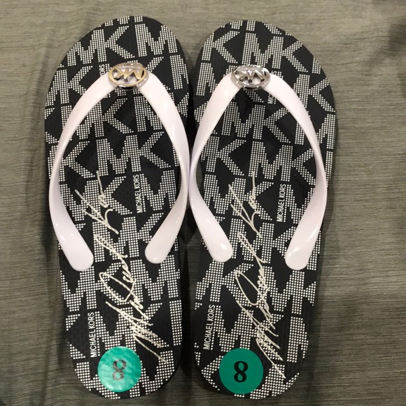 Michael Kors Flip Flops - Picture 4 of 4